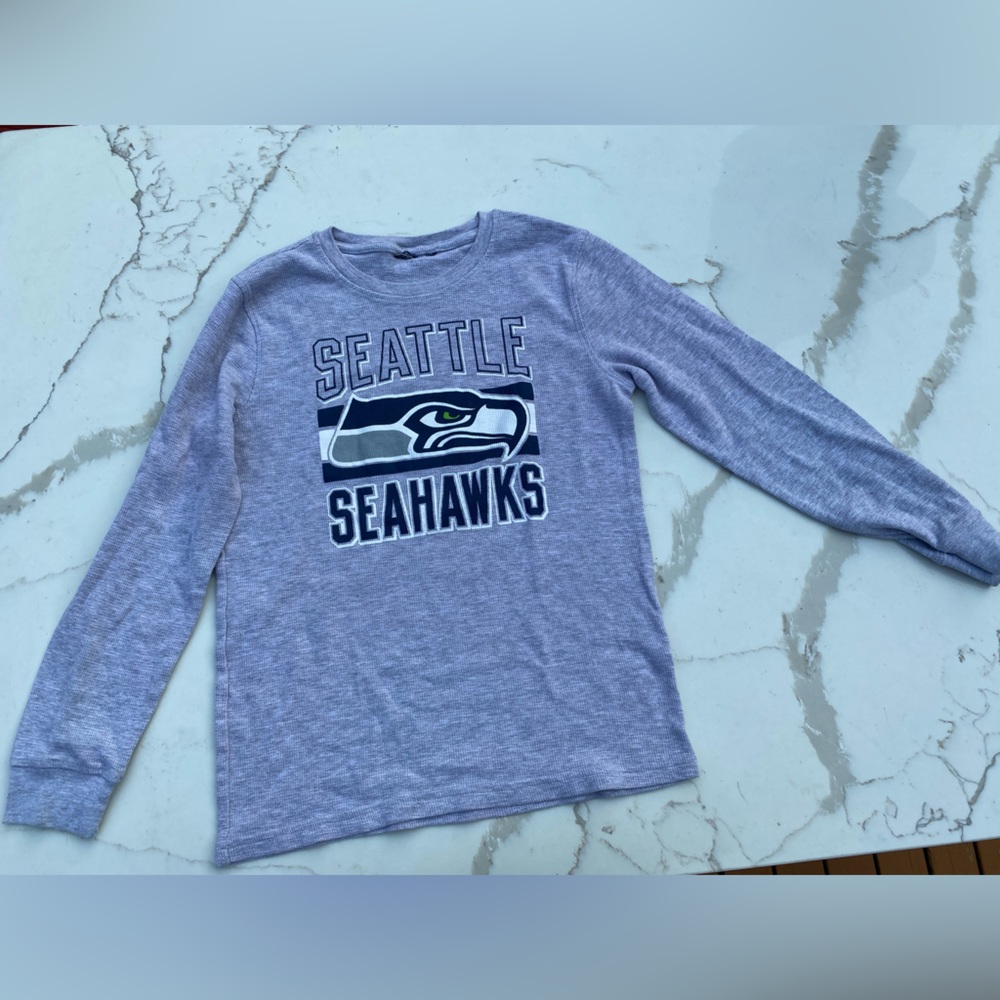 Washed not worn. Boys Ultra NFL Boys Lightweight Super Soft Long Sleeve T-Shirt